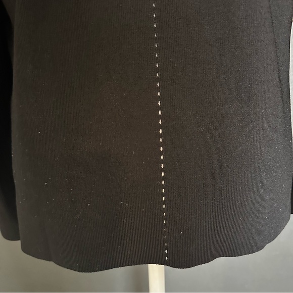 MM Lafleur Classic Black Blazer - Picture 6 of 10